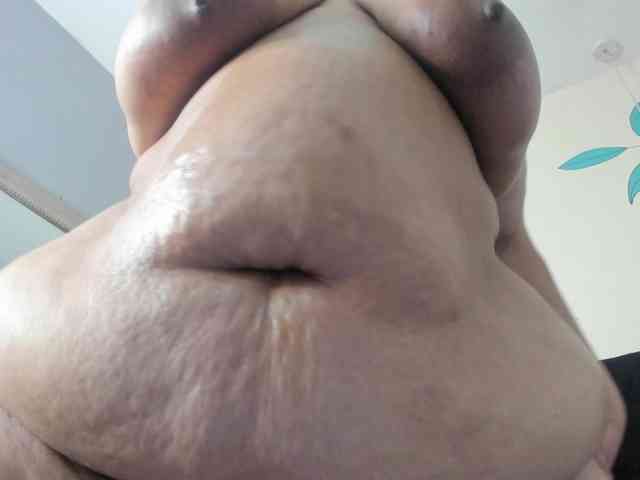 AlondraZaens webcam