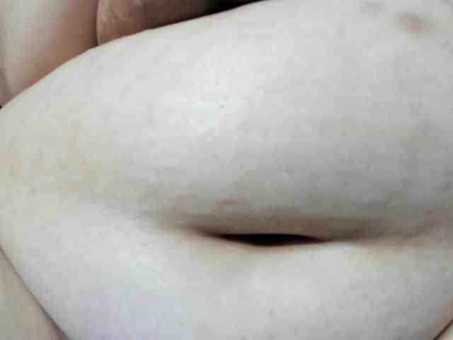 AlondraZaens webcam