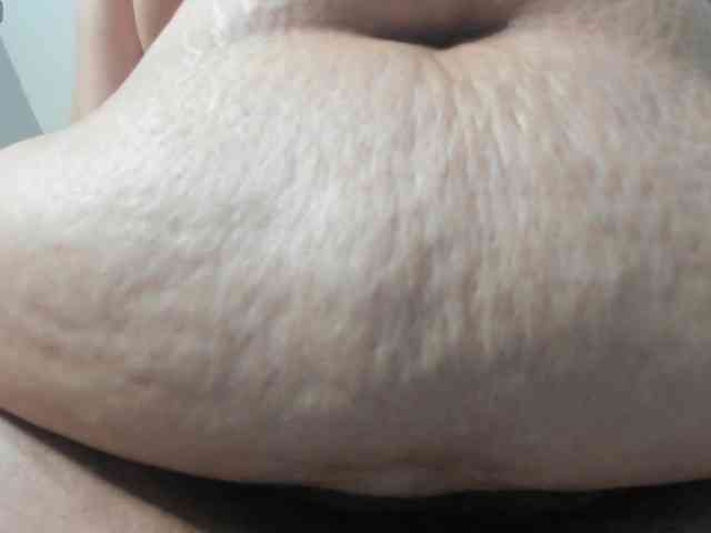 AlondraZaens webcam