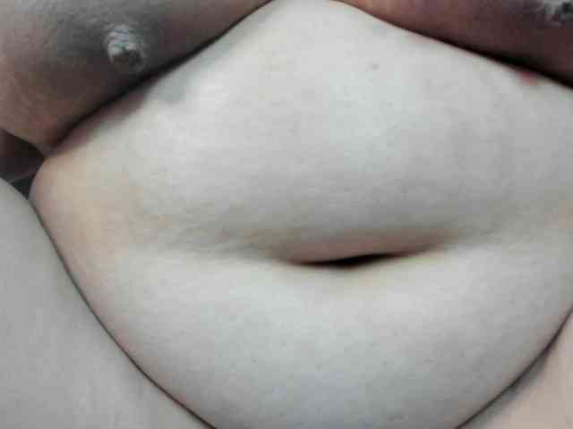 AlondraZaens webcam