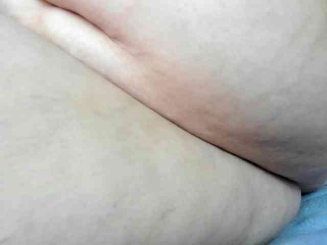 AlondraZaens webcam
