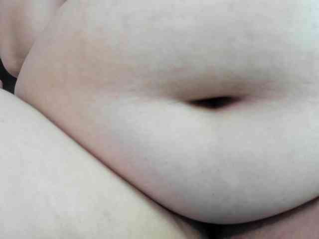 AlondraZaens webcam
