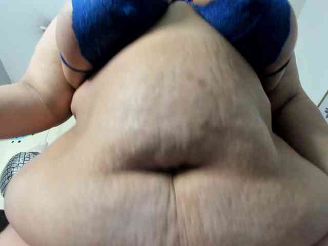 AlondraZaens webcam