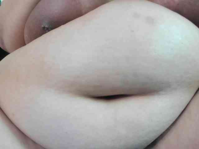 AlondraZaens webcam
