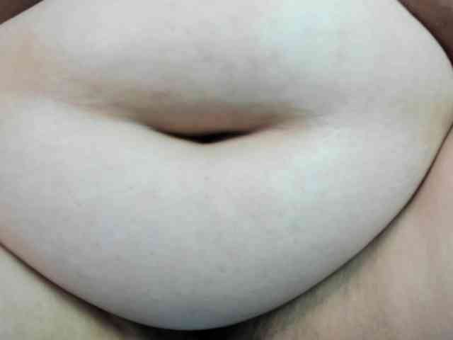 AlondraZaens webcam