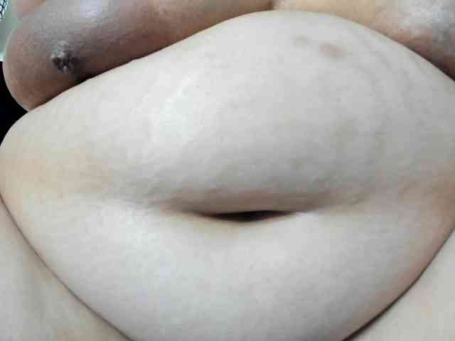 AlondraZaens webcam