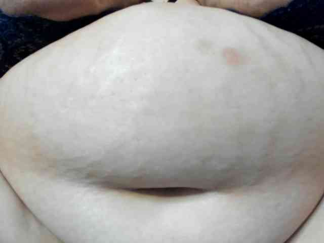 AlondraZaens webcam