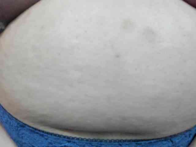 AlondraZaens webcam