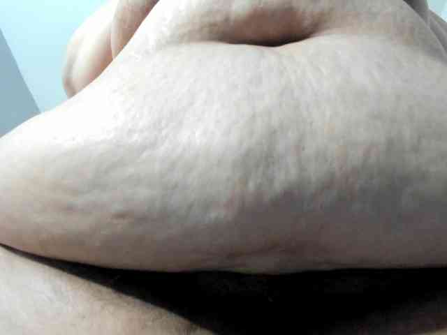 AlondraZaens webcam