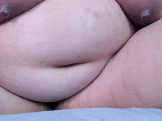 AlondraZaens webcam