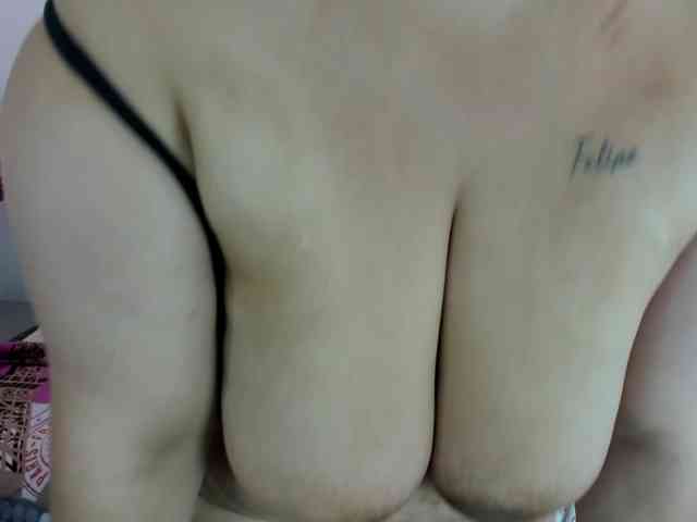 AlondraZaens AlondraZaens