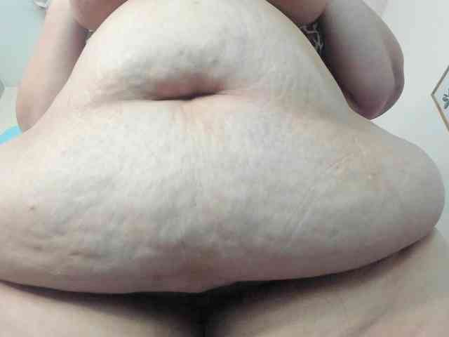 AlondraZaens webcam