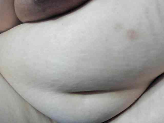 AlondraZaens webcam