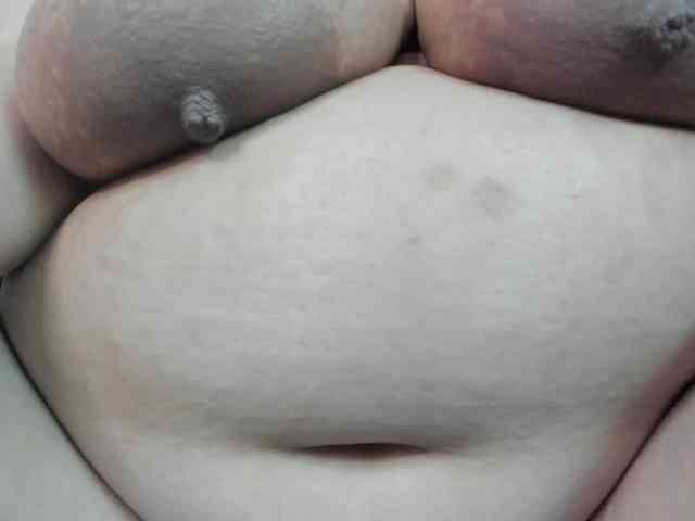 AlondraZaens webcam