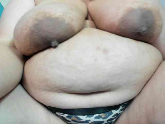 AlondraZaens webcam