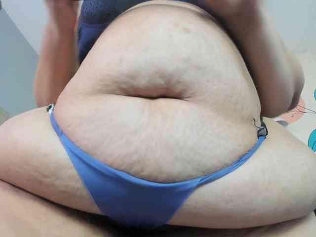AlondraZaens webcam