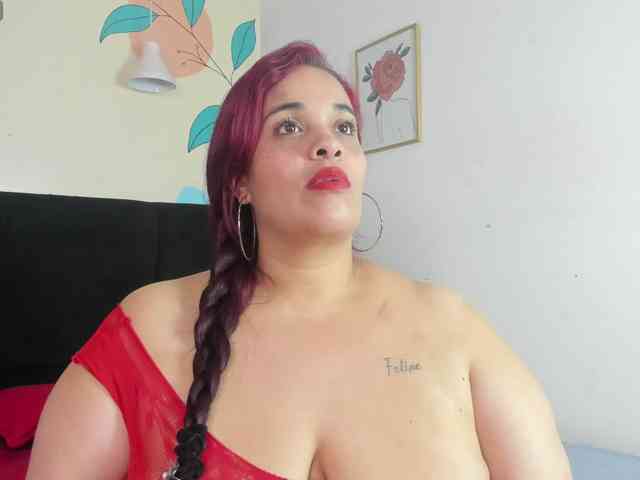 AlondraZaens webcam