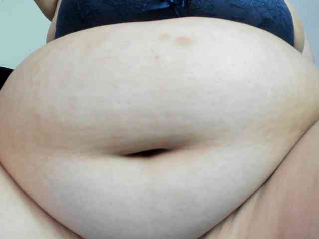 AlondraZaens webcam