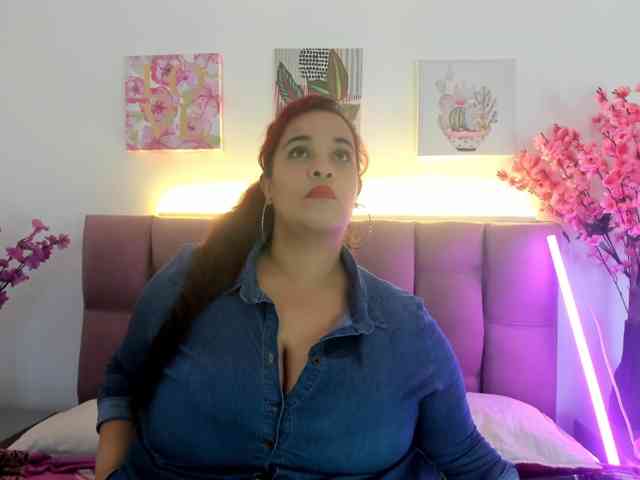 AlondraZaens AlondraZaens