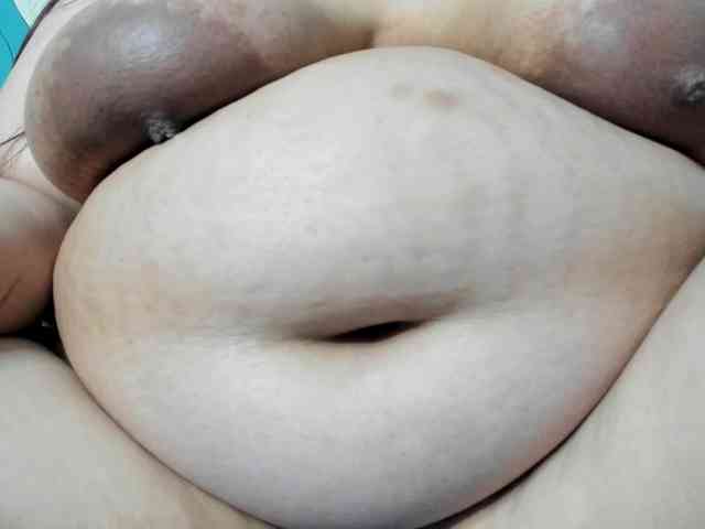 AlondraZaens webcam