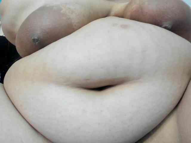 AlondraZaens webcam