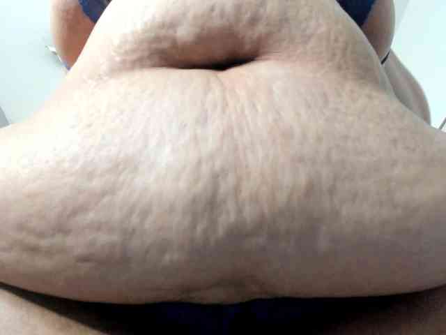 AlondraZaens webcam