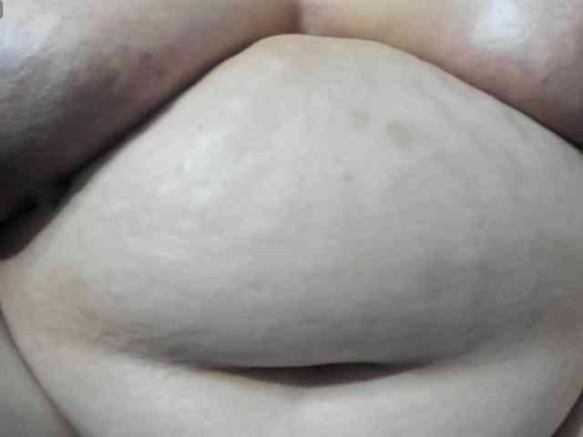AlondraZaens webcam