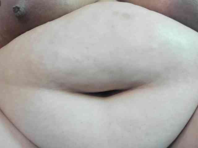 AlondraZaens webcam