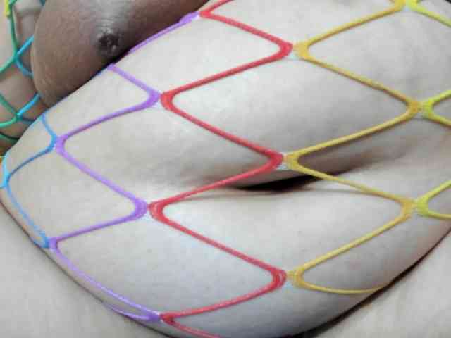 AlondraZaens webcam