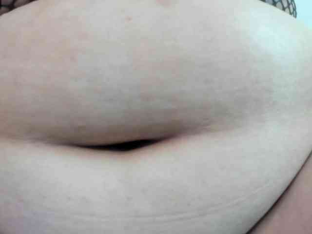 AlondraZaens webcam