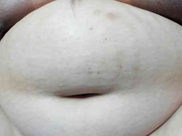 AlondraZaens webcam