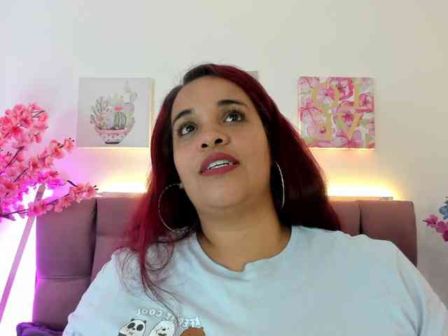 AlondraZaens webcam