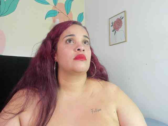 AlondraZaens webcam