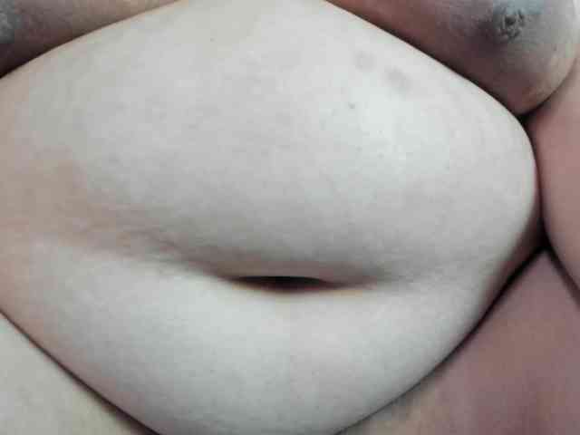 AlondraZaens webcam