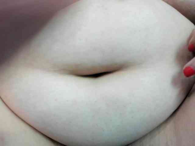 AlondraZaens webcam