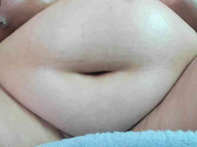 AlondraZaens webcam