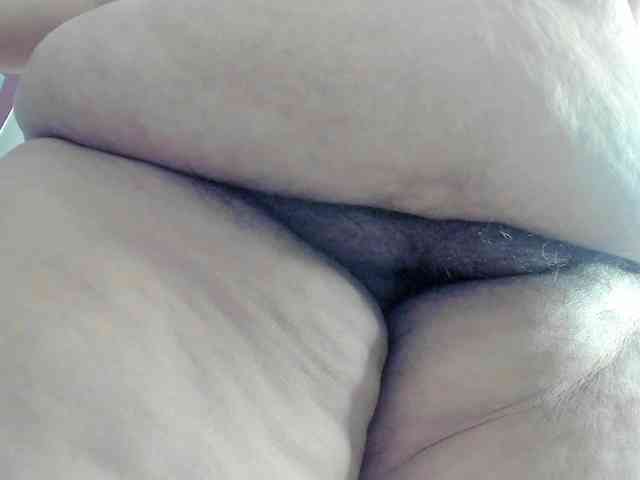 AlondraZaens webcam