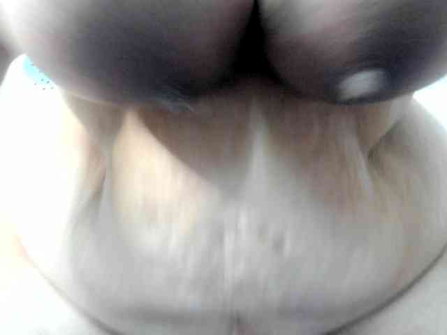 AlondraZaens webcam