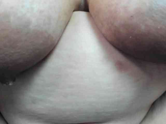 AlondraZaens webcam
