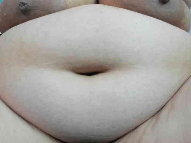 AlondraZaens webcam