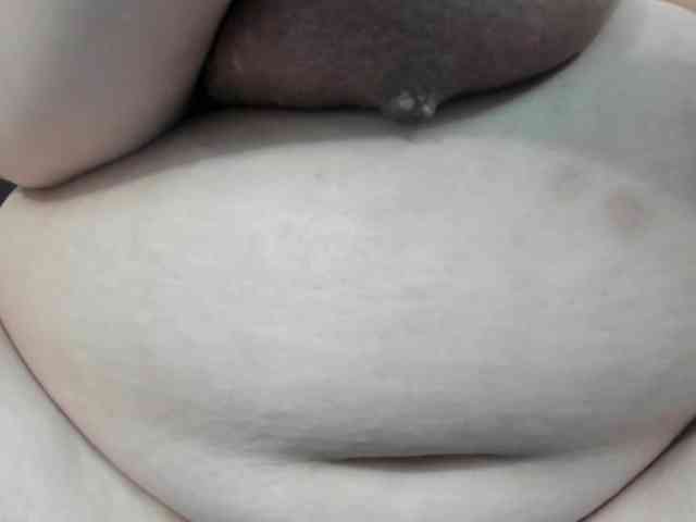 AlondraZaens webcam