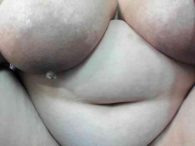 AlondraZaens webcam