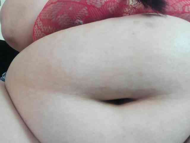 AlondraZaens webcam