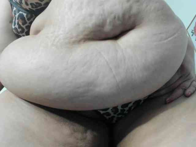 AlondraZaens webcam