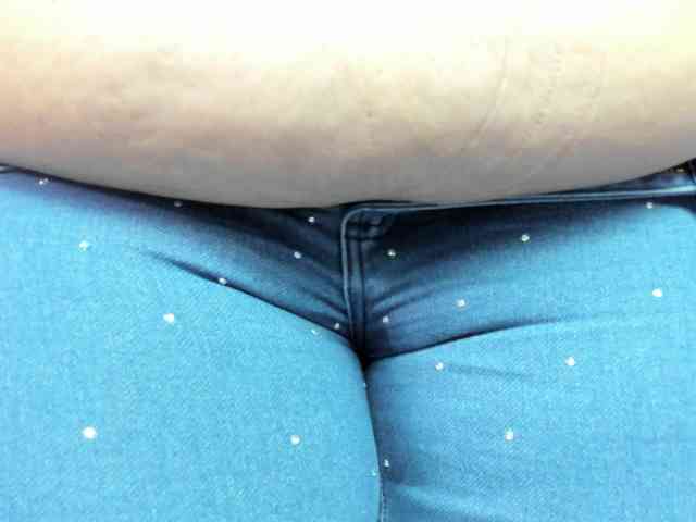 AlondraZaens webcam