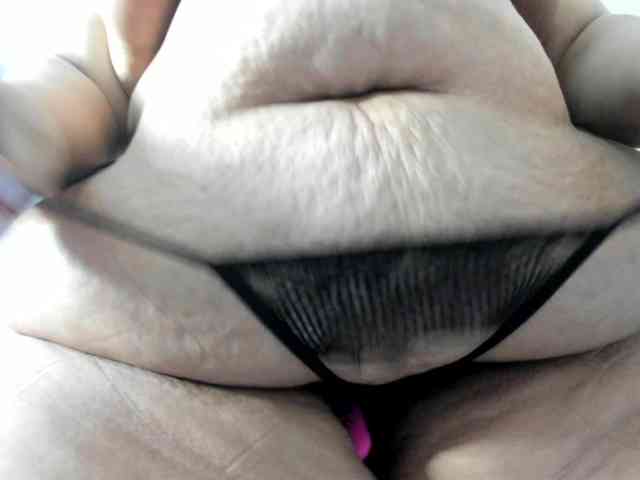 AlondraZaens webcam
