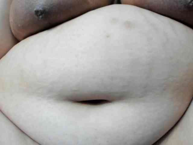 AlondraZaens webcam