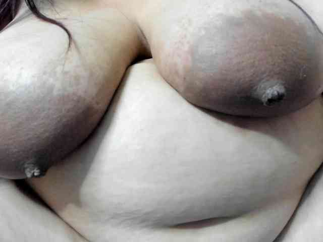 AlondraZaens webcam