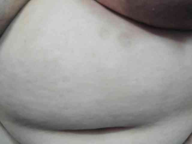AlondraZaens webcam