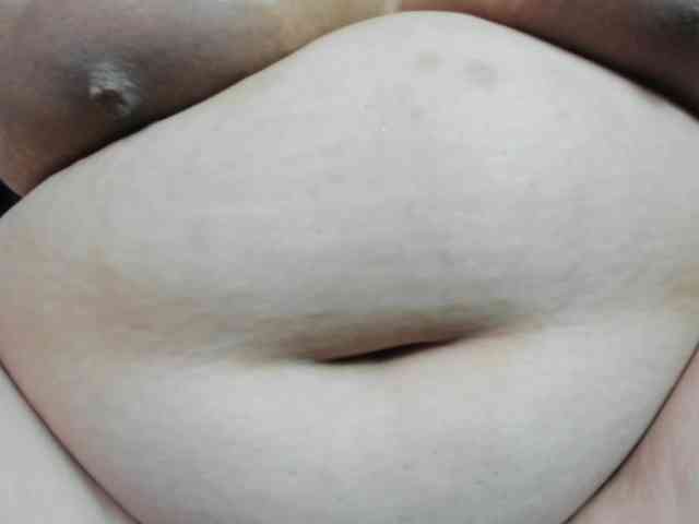 AlondraZaens webcam